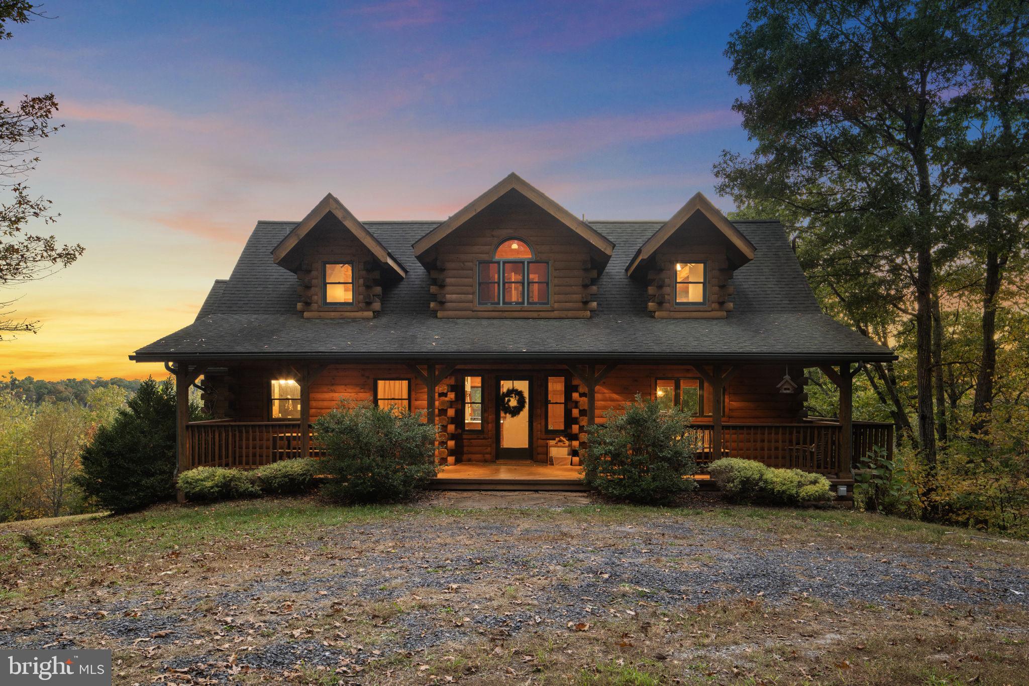 RIVER RIDGE ON THE SHENANDOAH - Residential