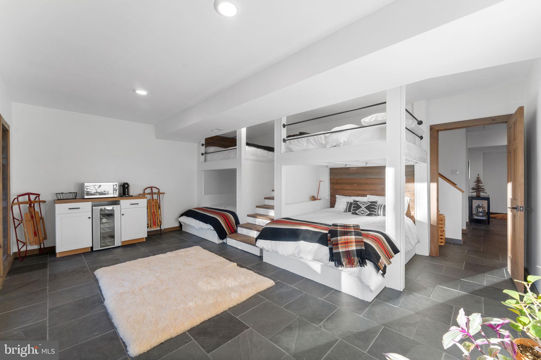 RIVER RIDGE ON THE SHENANDOAH - Residential