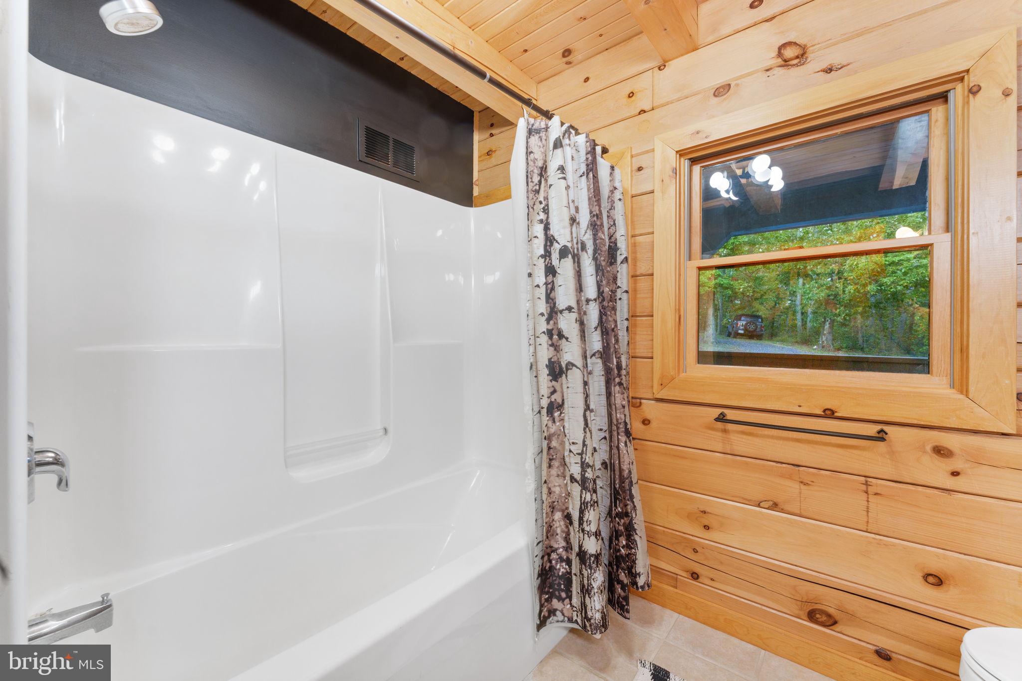 RIVER RIDGE ON THE SHENANDOAH - Residential