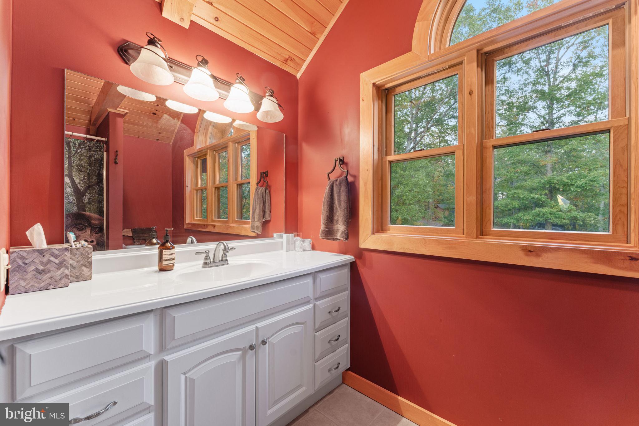 RIVER RIDGE ON THE SHENANDOAH - Residential