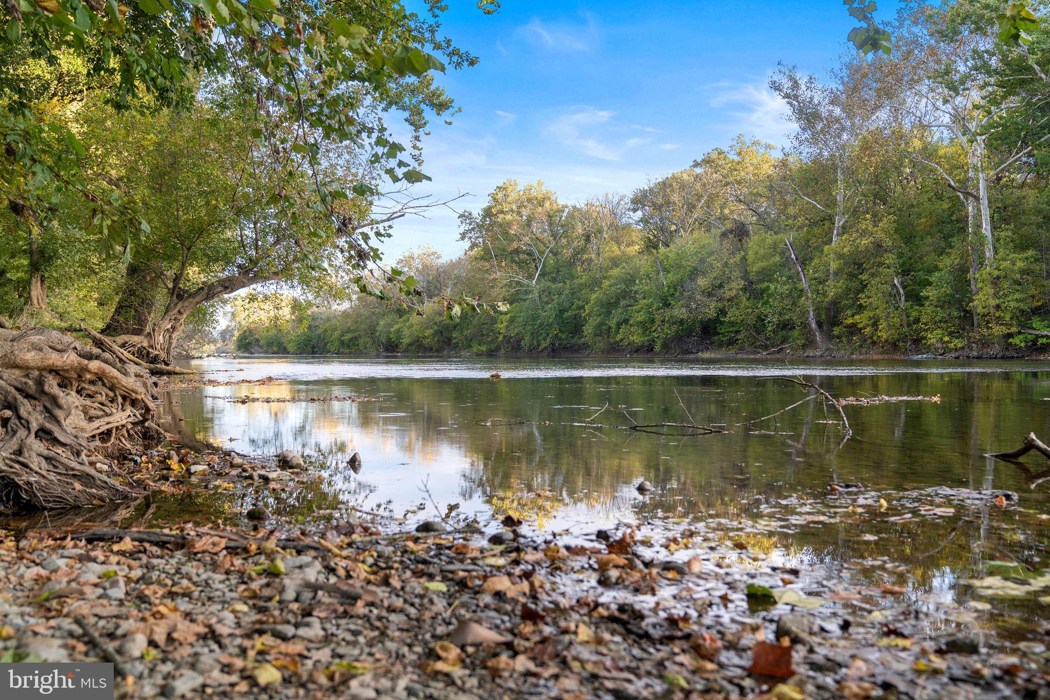 RIVER RIDGE ON THE SHENANDOAH - Residential