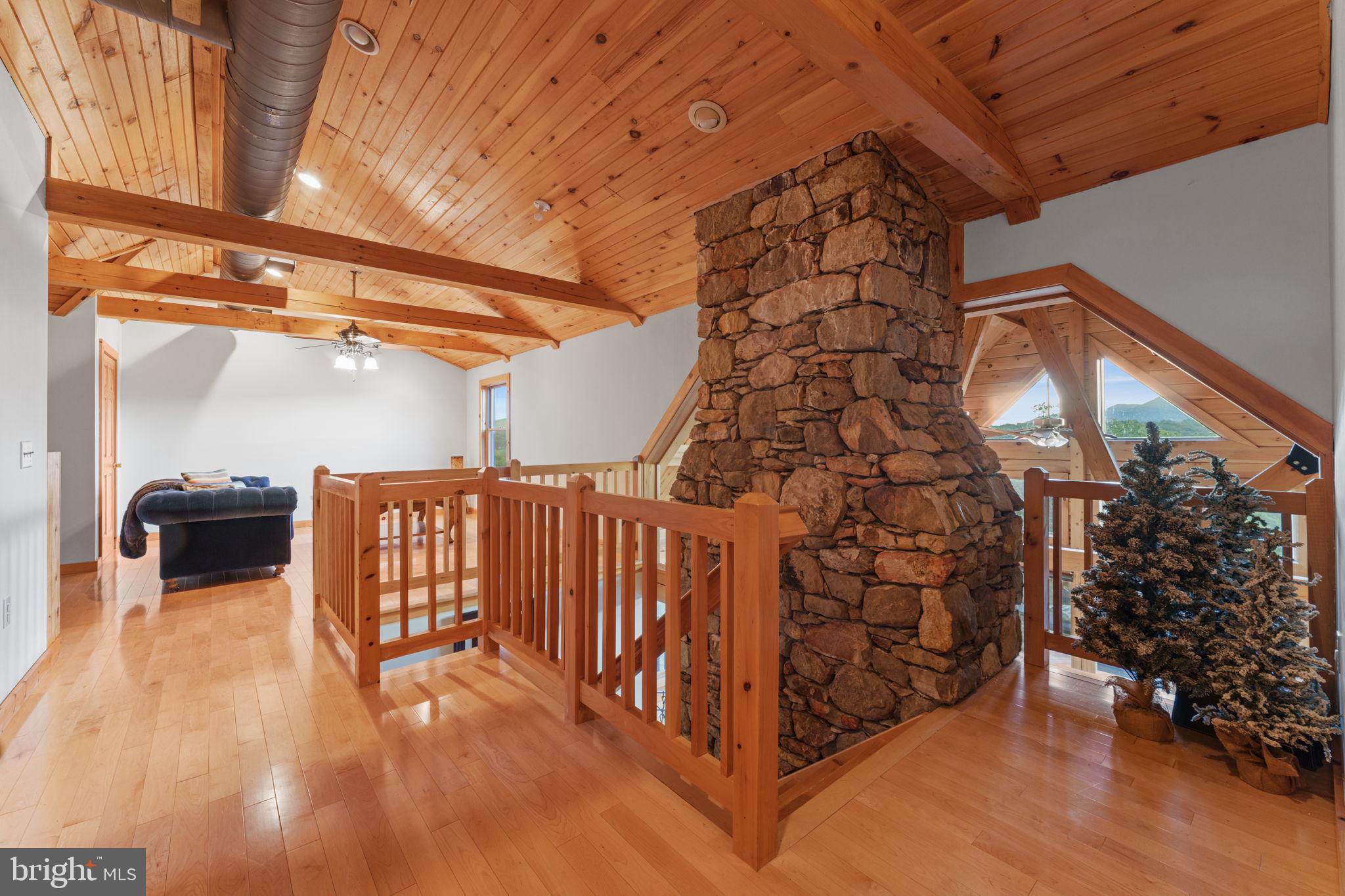 RIVER RIDGE ON THE SHENANDOAH - Residential