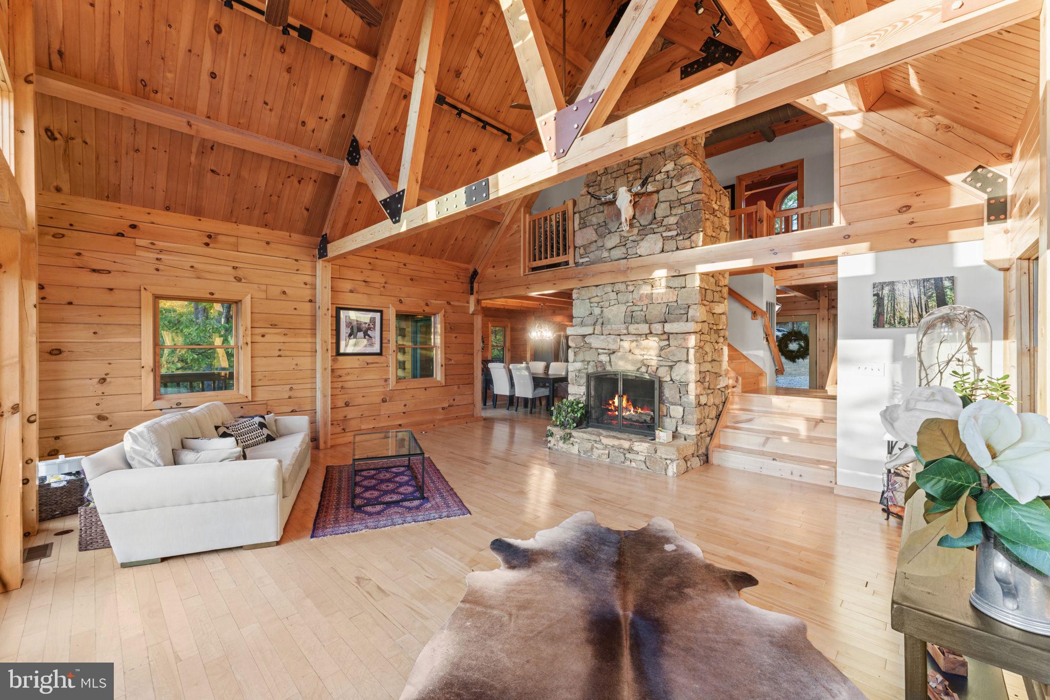 RIVER RIDGE ON THE SHENANDOAH - Residential