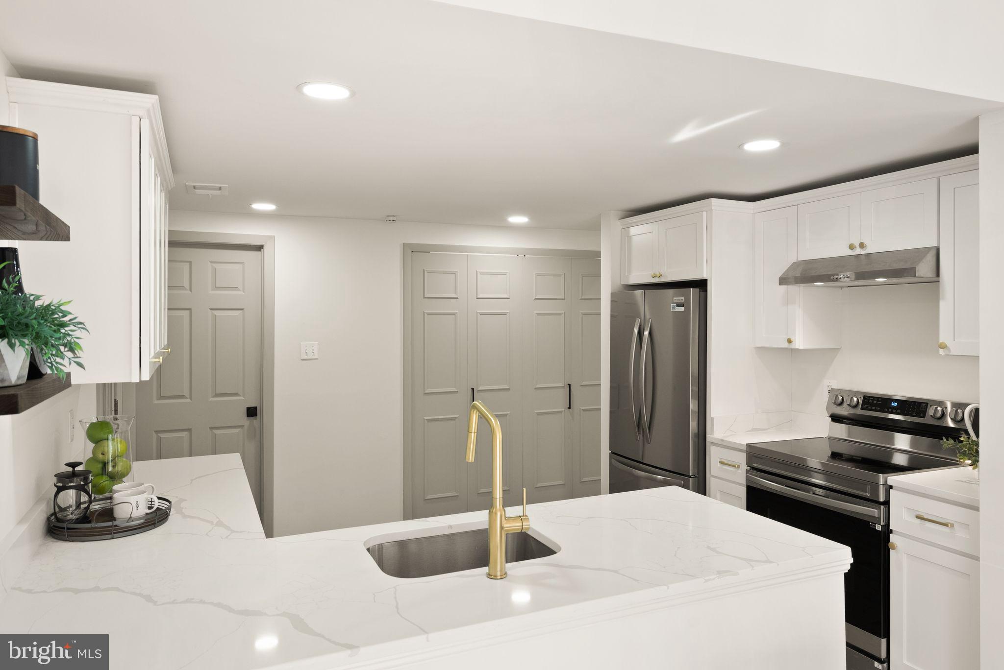 SUGARLAND RUN - Residential