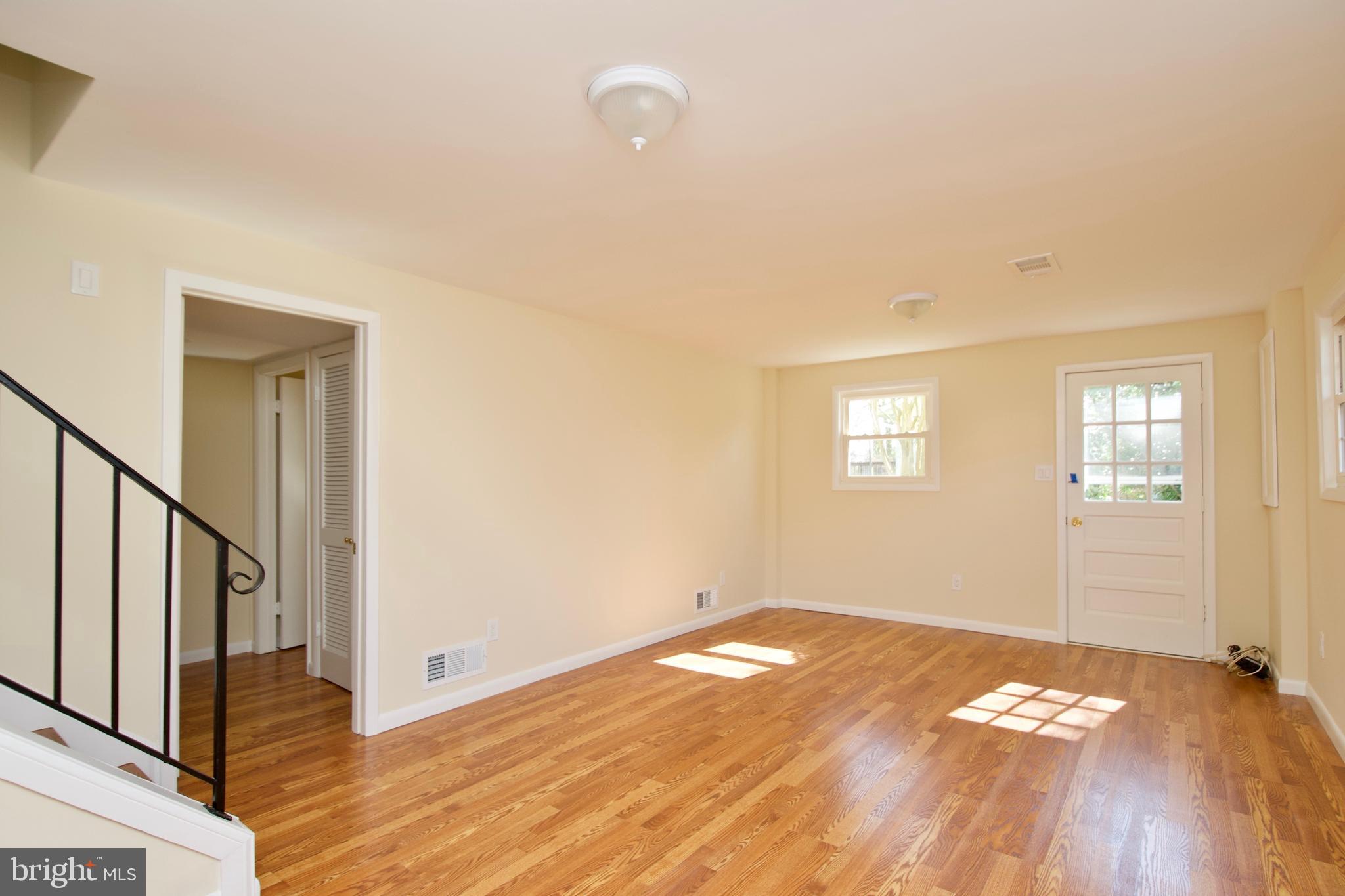 WILLOW RUN - Residential