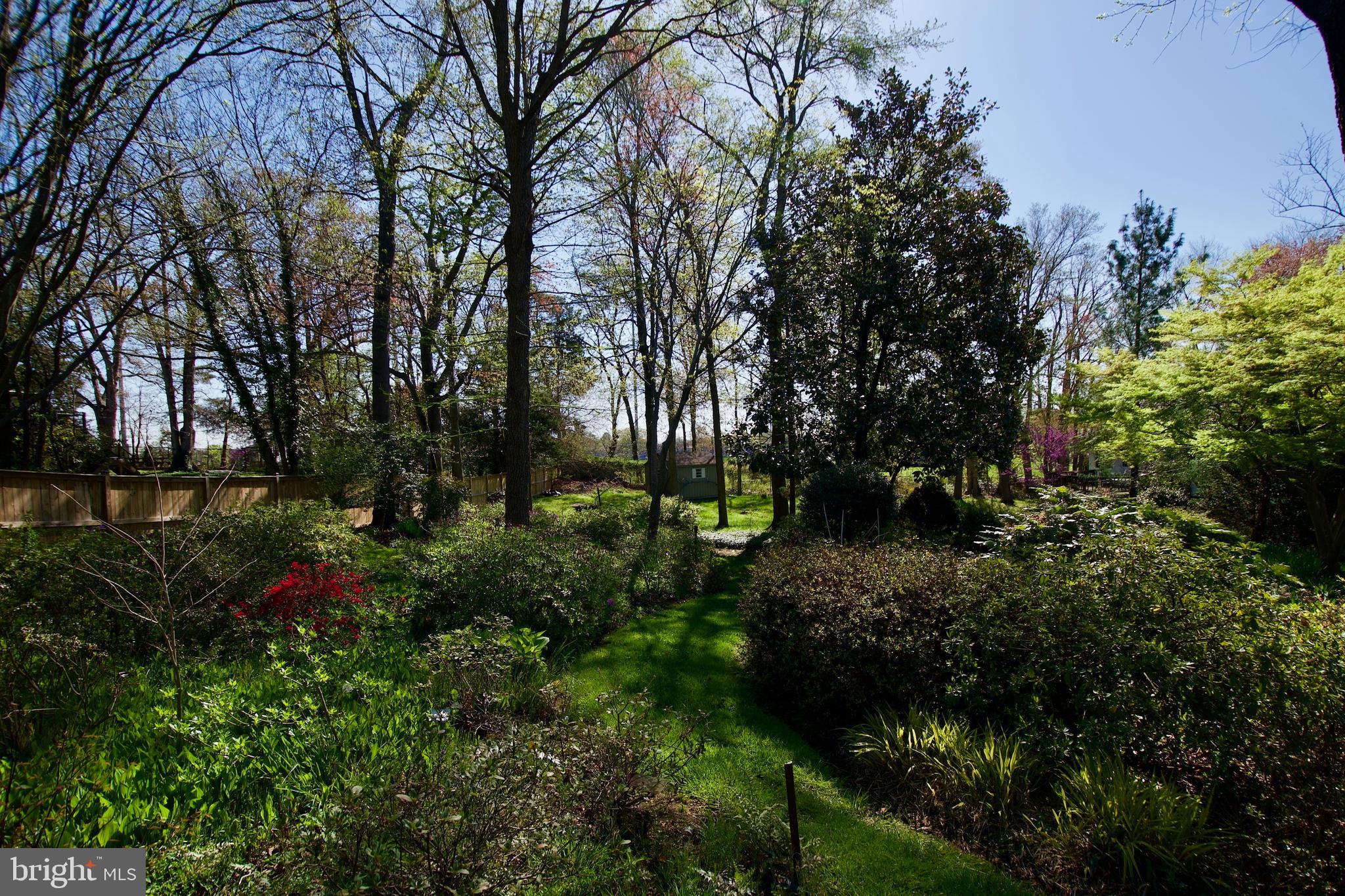 WILLOW RUN - Residential