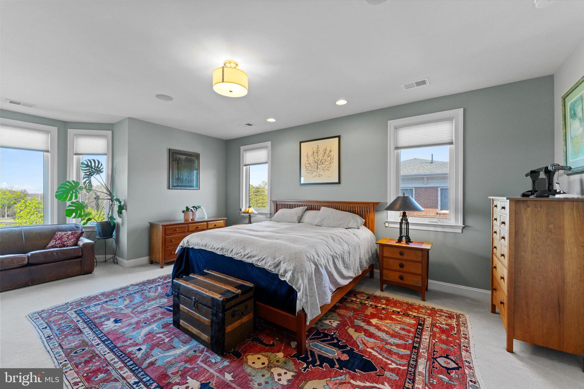 LANSDOWNE ON THE POTOMAC - Residential