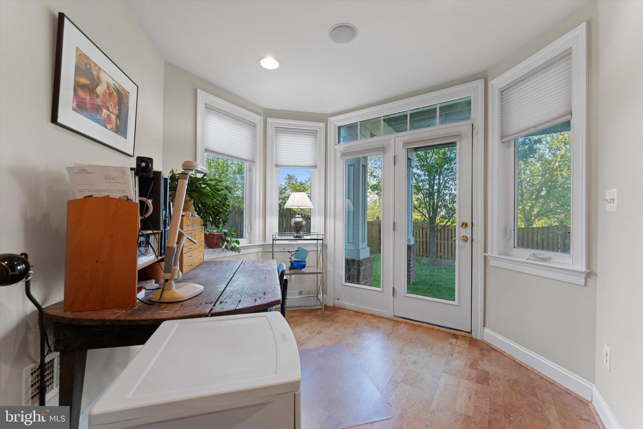 LANSDOWNE ON THE POTOMAC - Residential