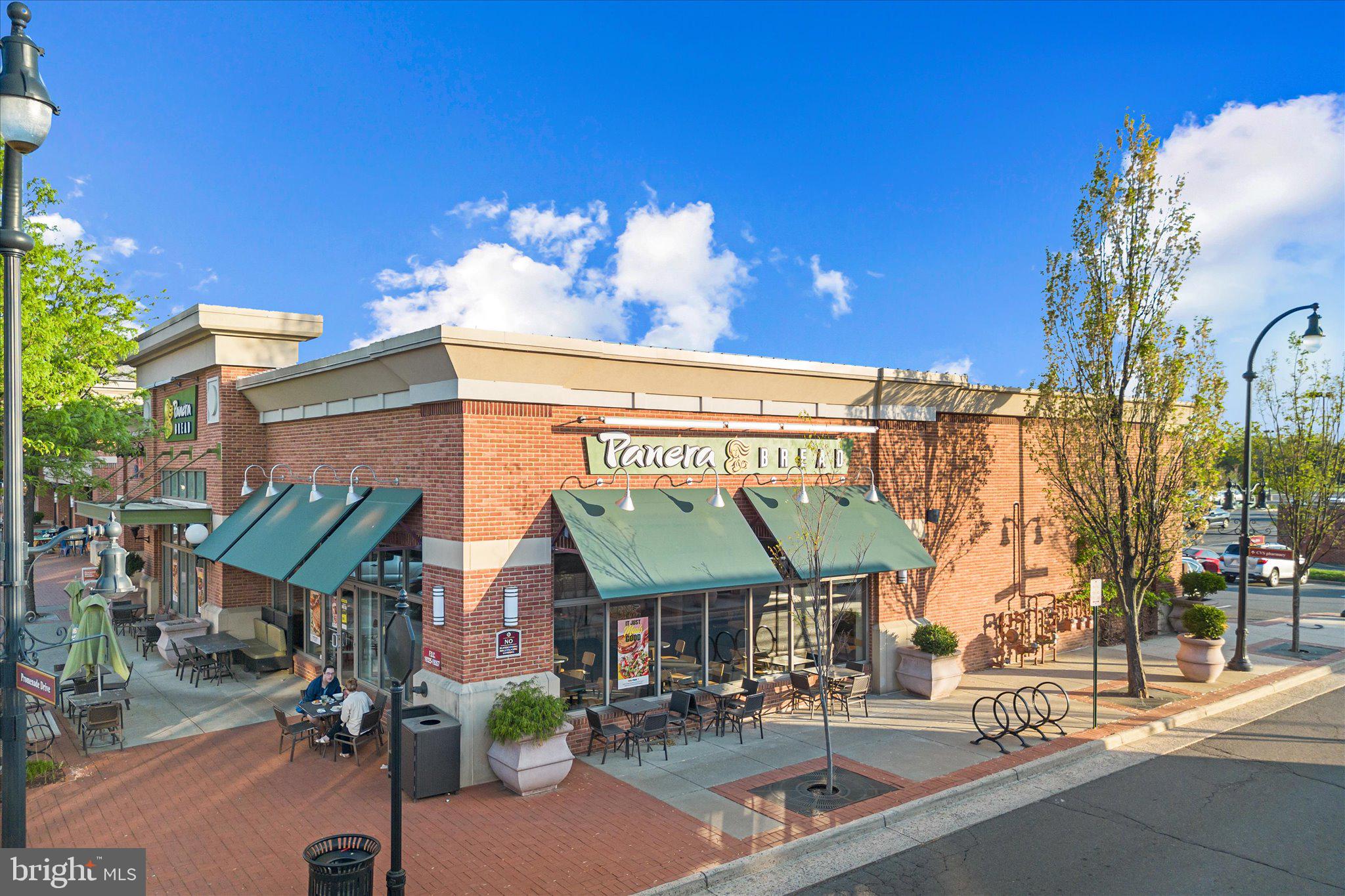 LANSDOWNE ON THE POTOMAC - Residential