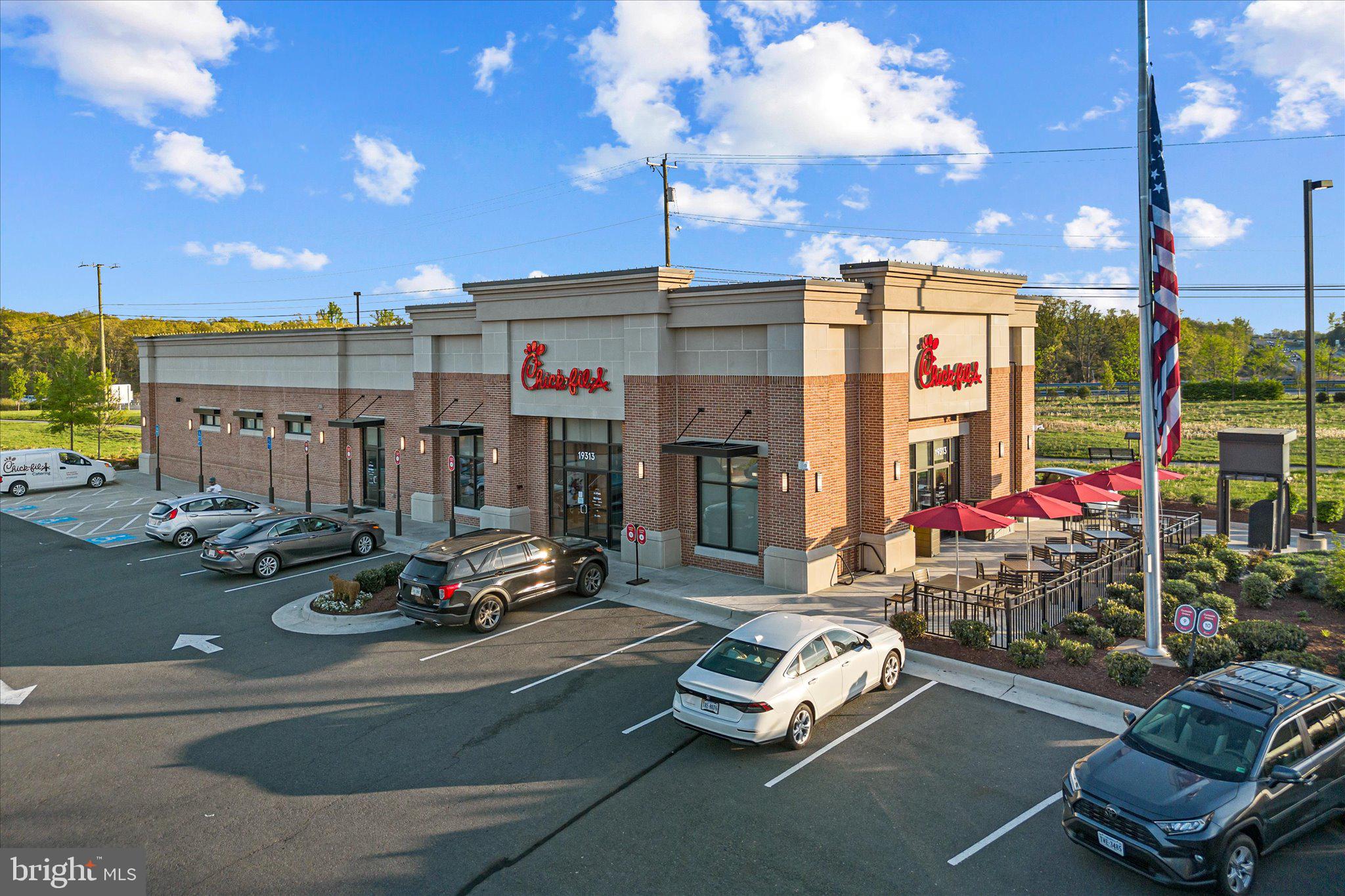 LANSDOWNE ON THE POTOMAC - Residential