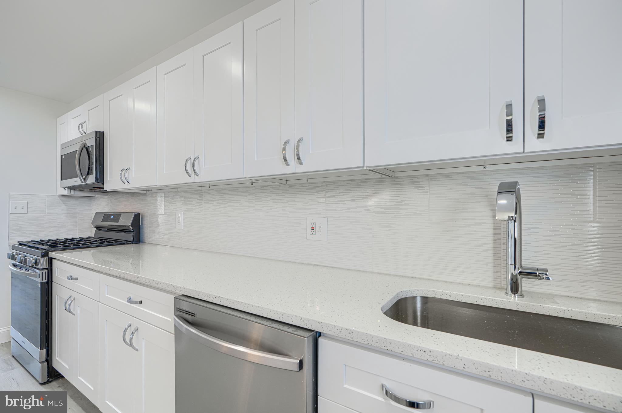 PARKSIDE - Residential