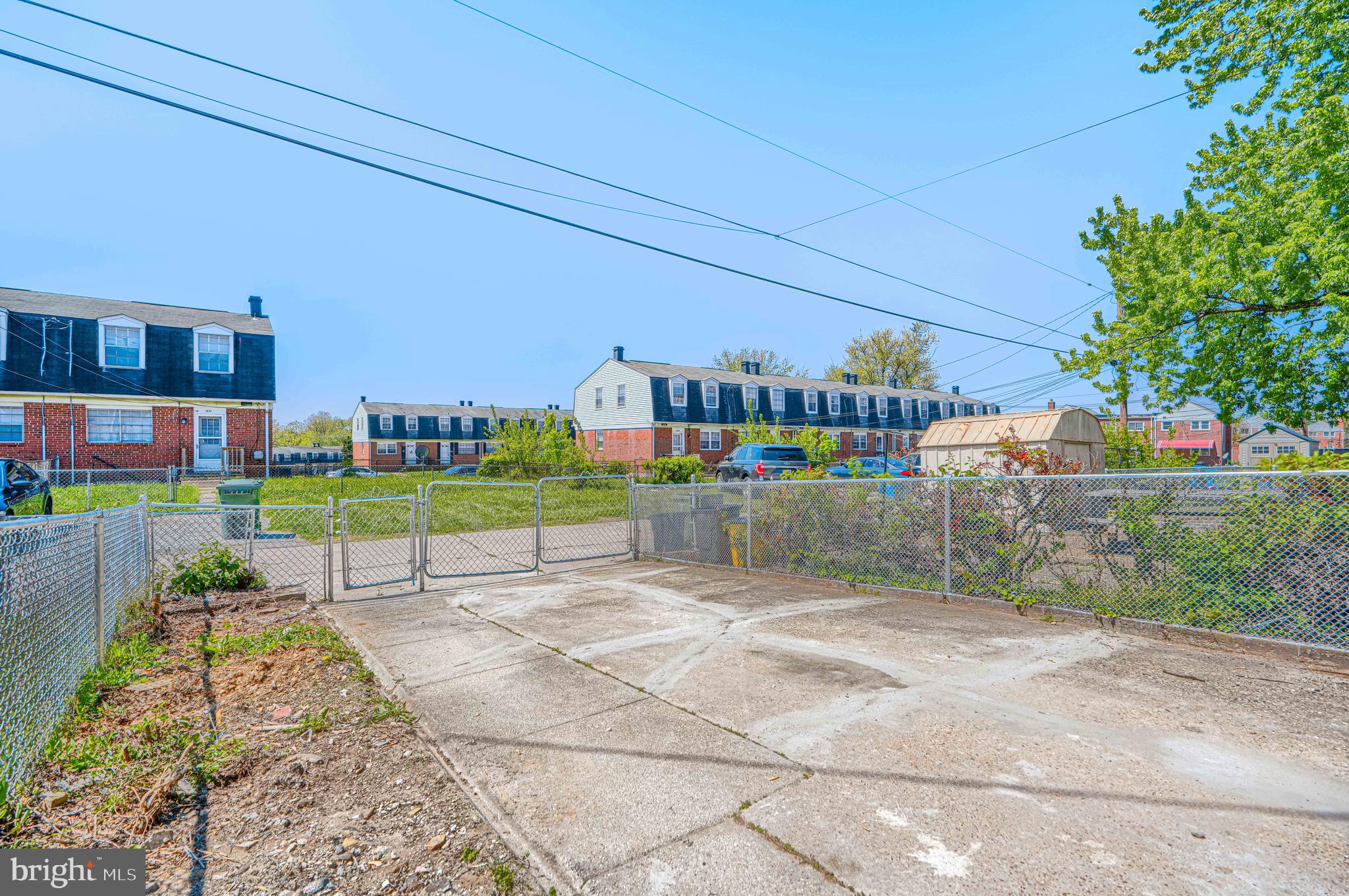 PARKSIDE - Residential