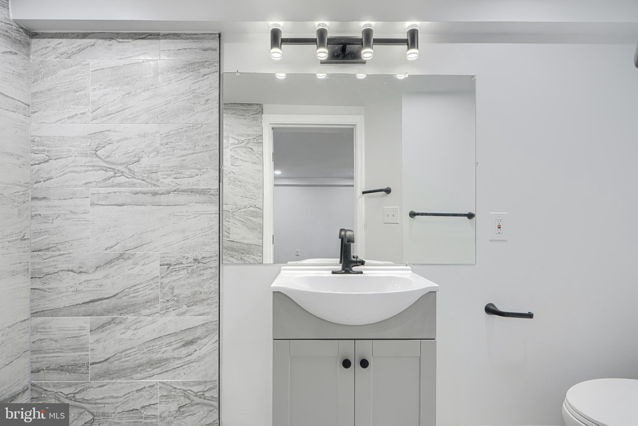 PARKSIDE - Residential