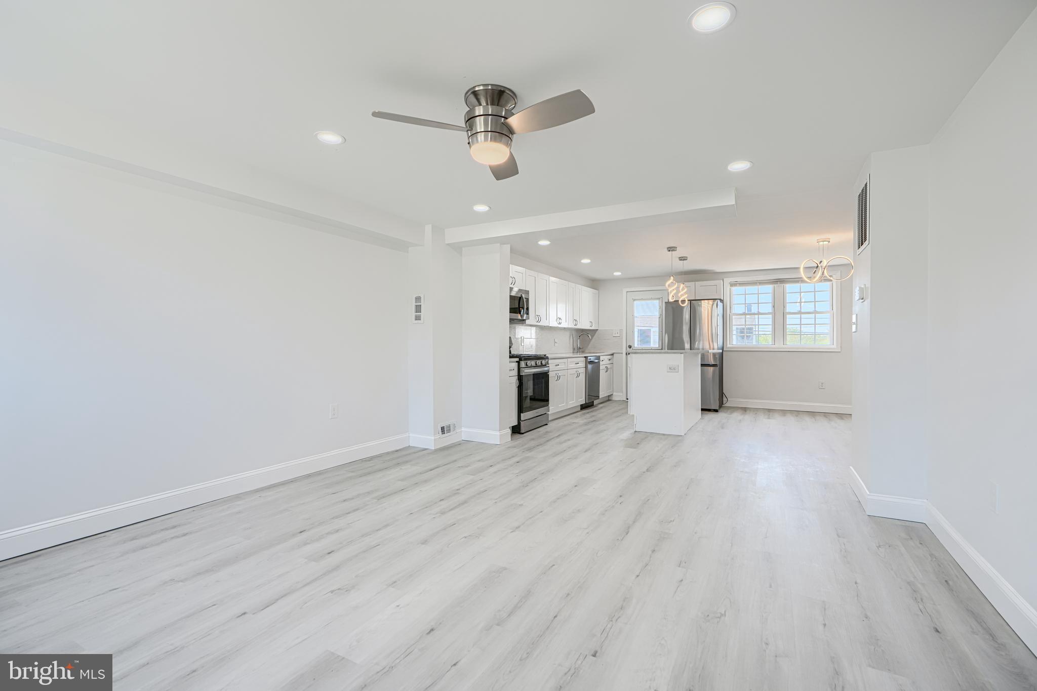 PARKSIDE - Residential