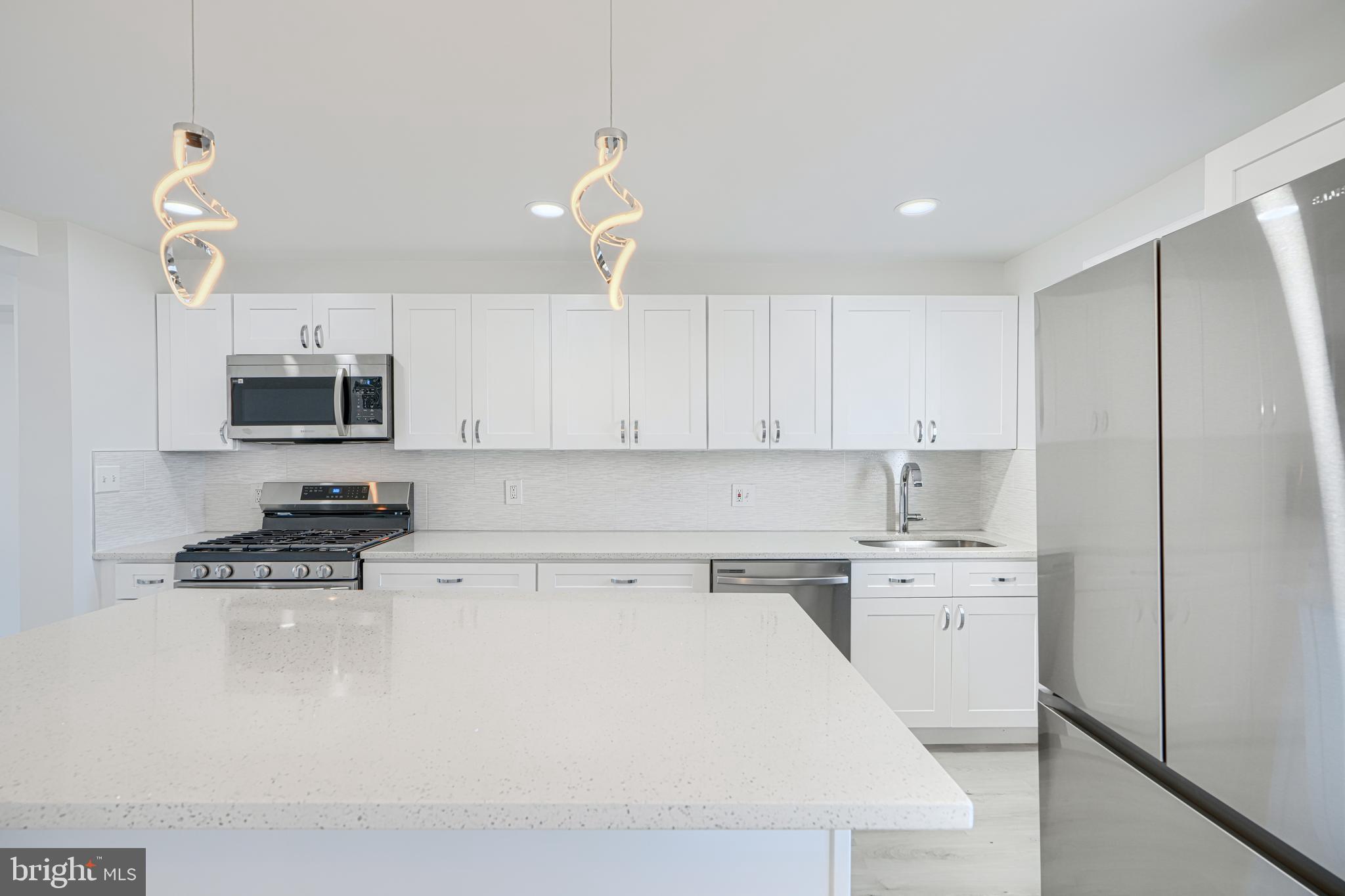 PARKSIDE - Residential