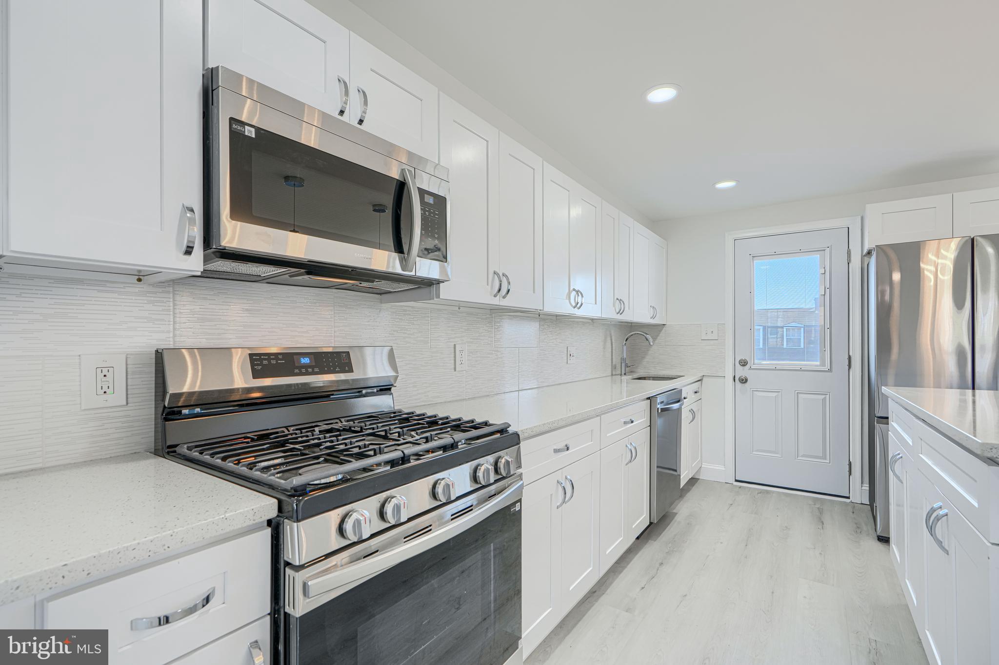 PARKSIDE - Residential