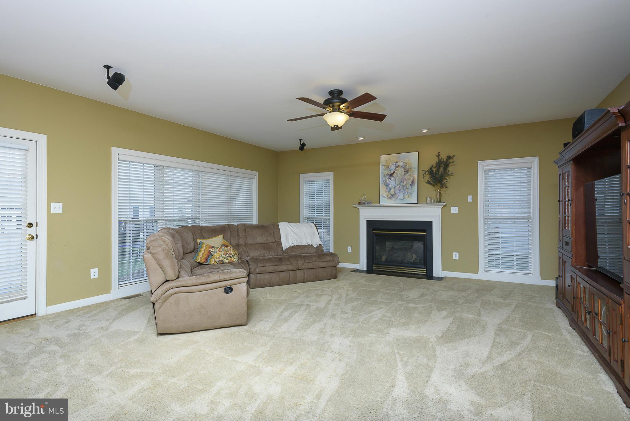 CHAPEL GROVE - Residential