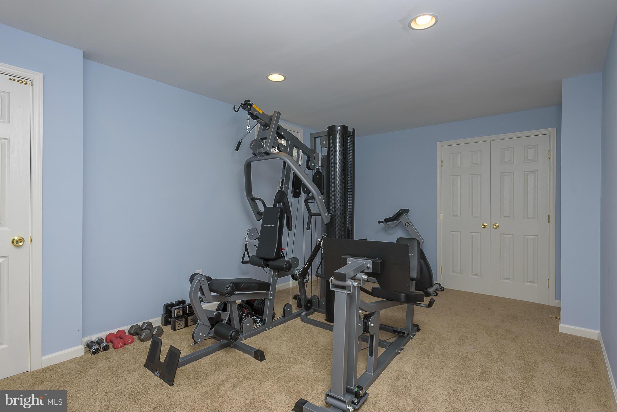 CHAPEL GROVE - Residential