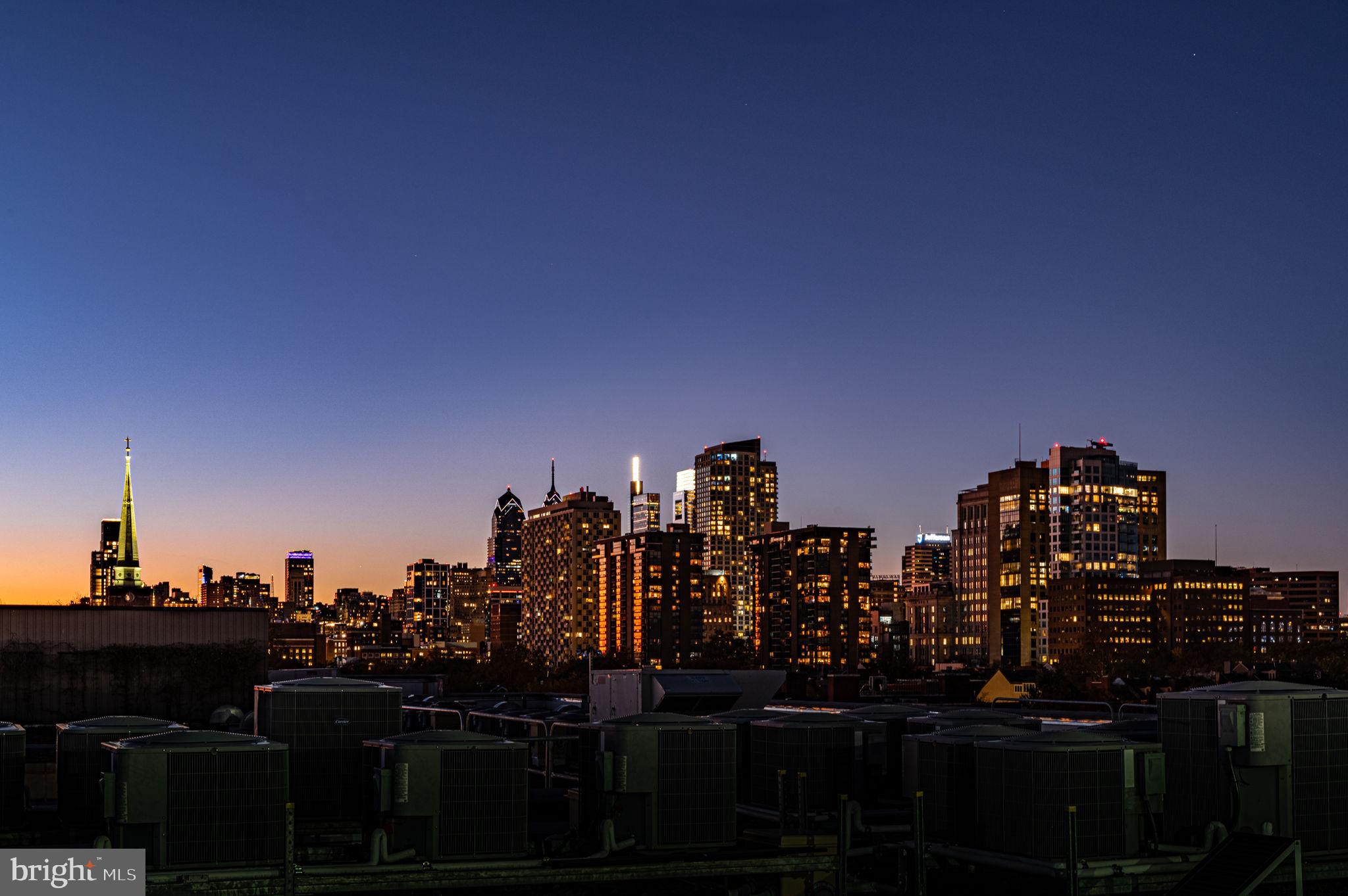 SOCIETY HILL - Residential