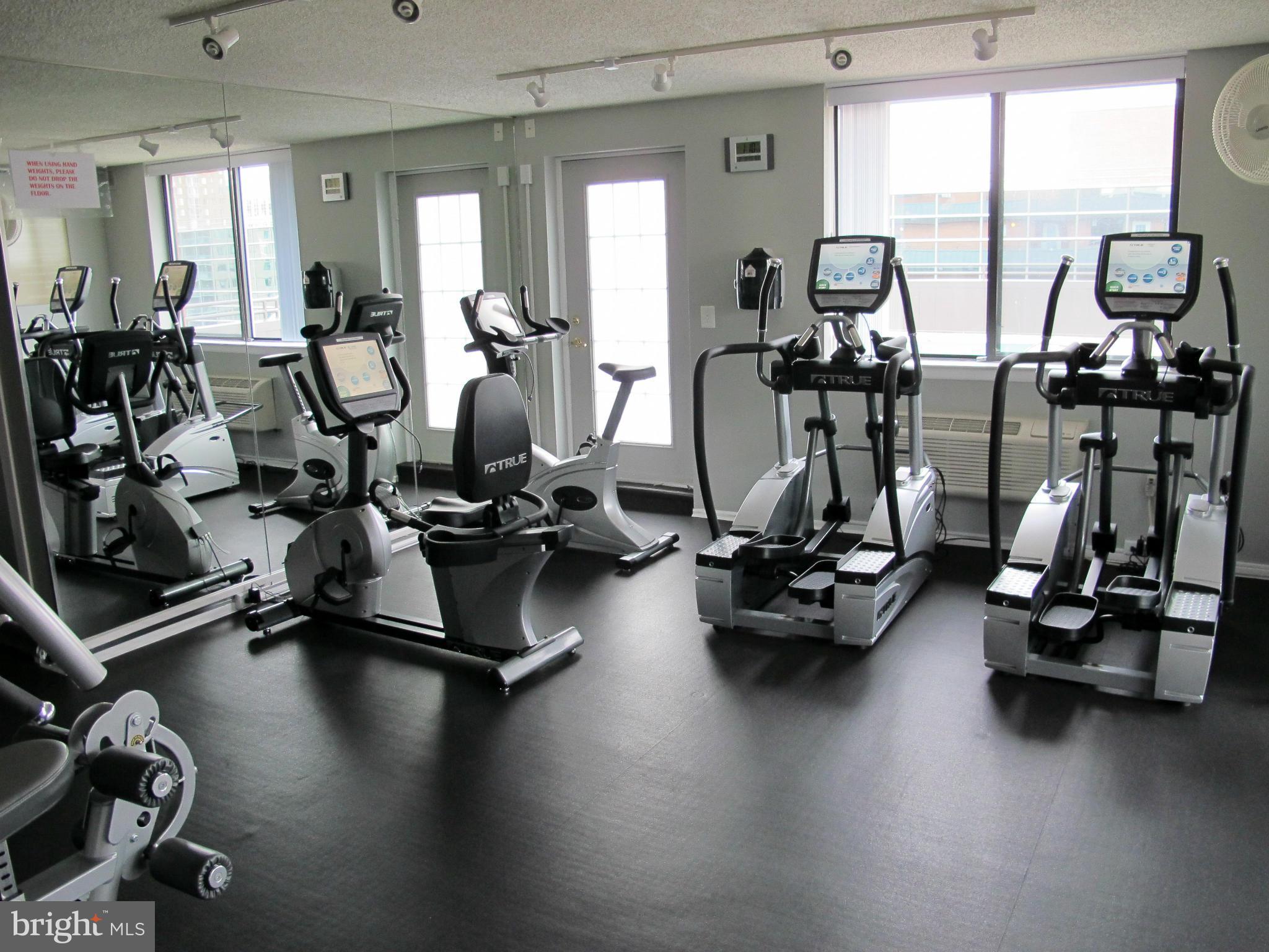 WESTVIEW AT BALLSTON METRO - Residential Lease