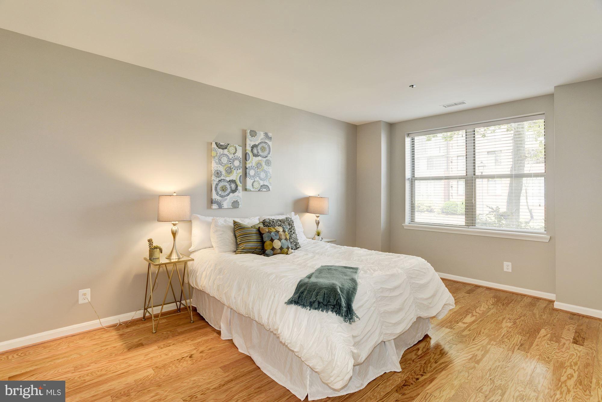 BRADDOCK PLACE - Residential