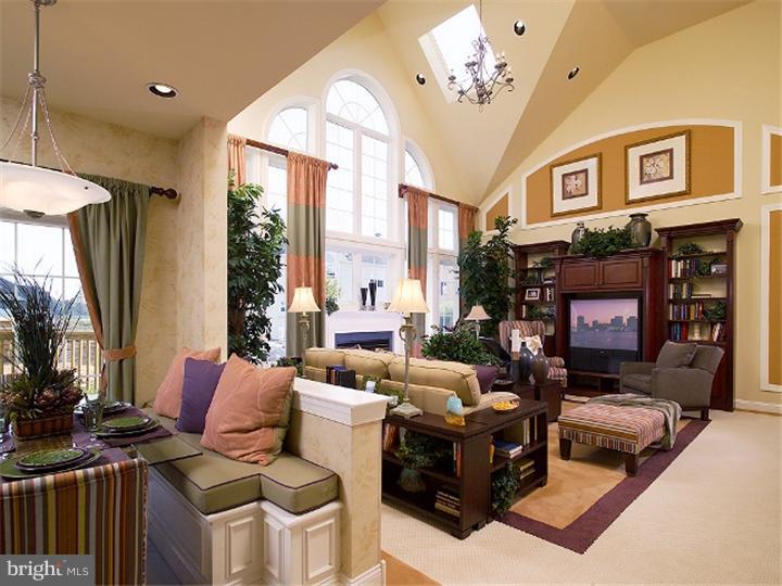 RIDINGS OF WARWICK - Residential