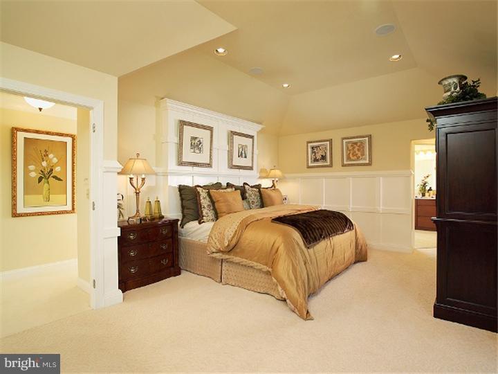 RIDINGS OF WARWICK - Residential
