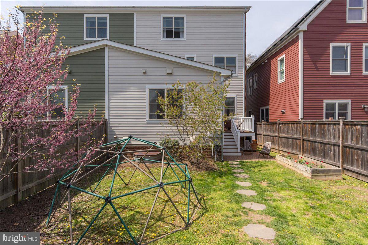 DOWNTOWN FREDERICK - Residential