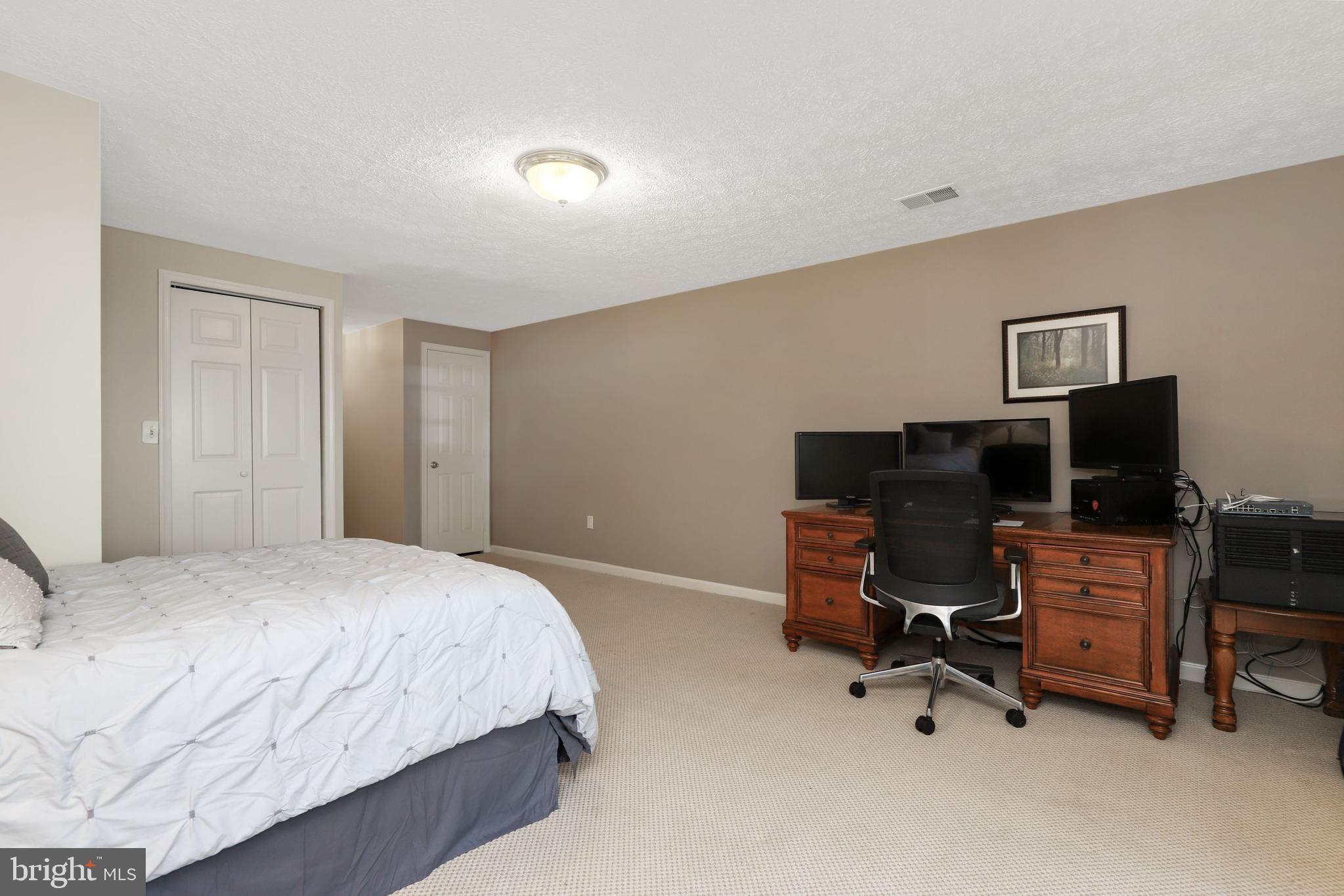 TACKETTS MILL - Residential