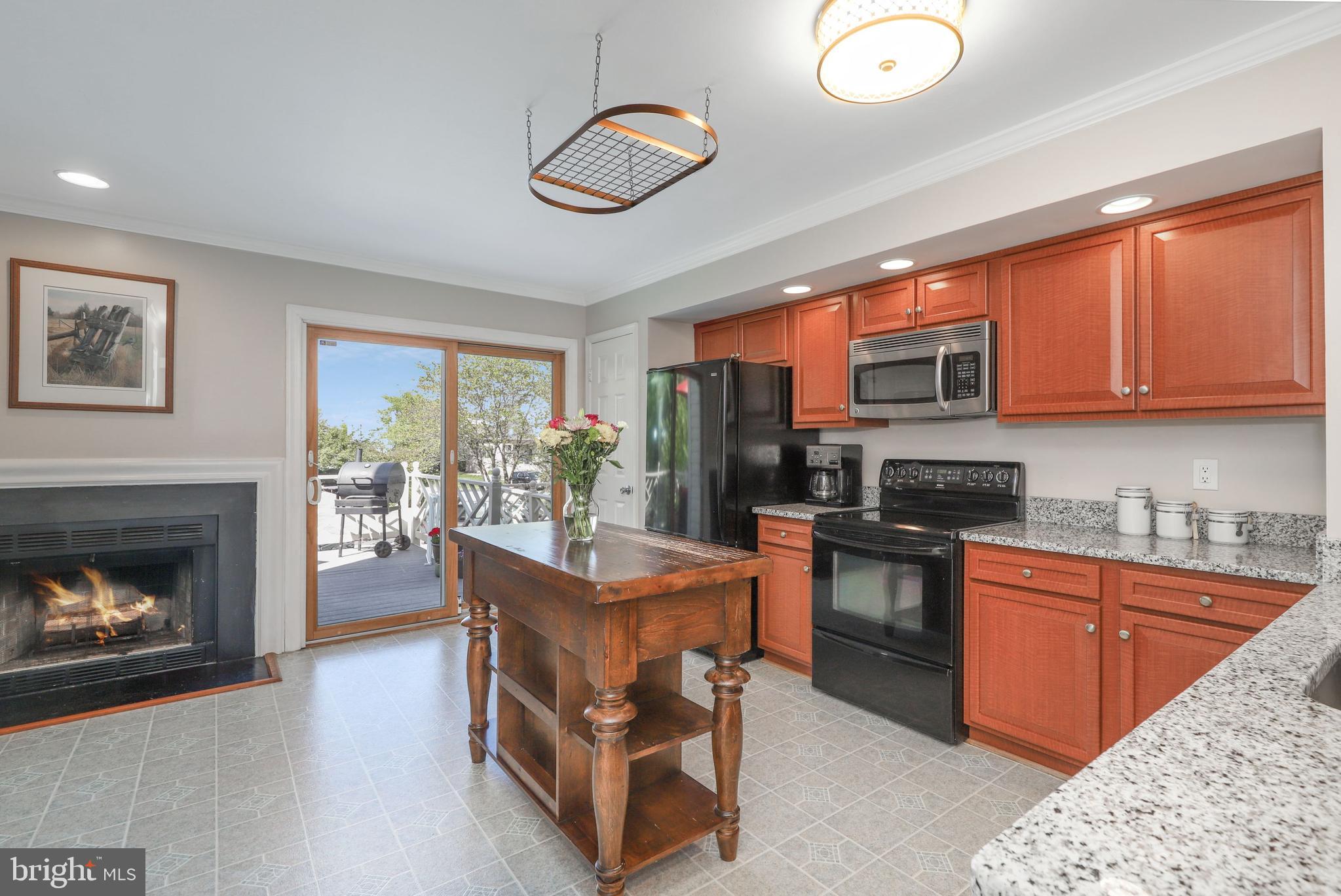 TACKETTS MILL - Residential