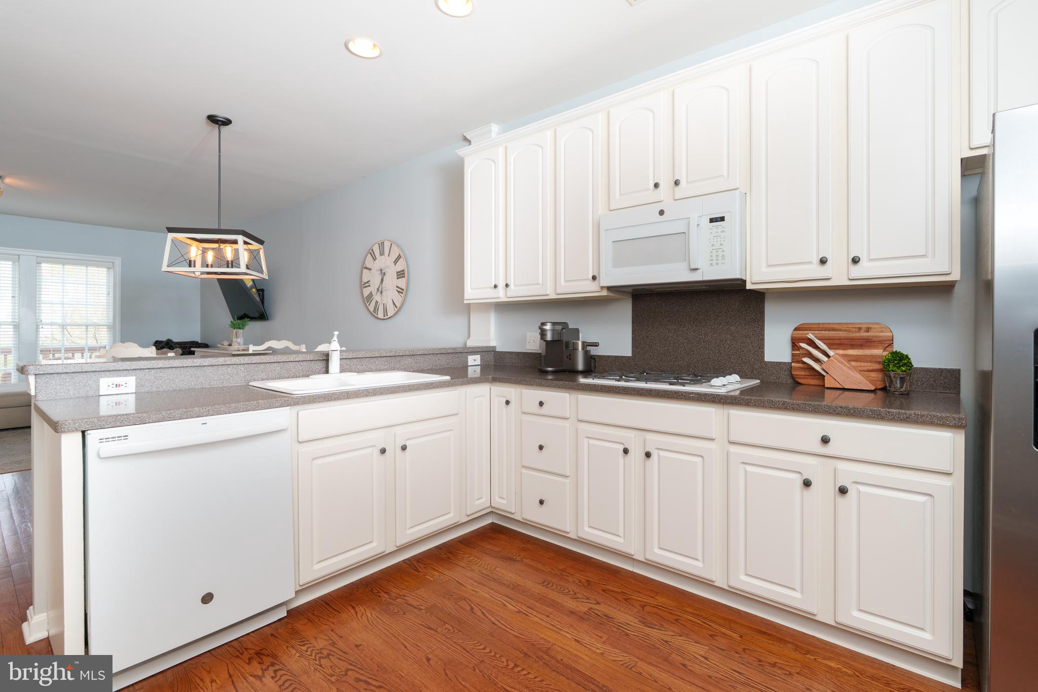 721 MERCERS MILL LANE 701