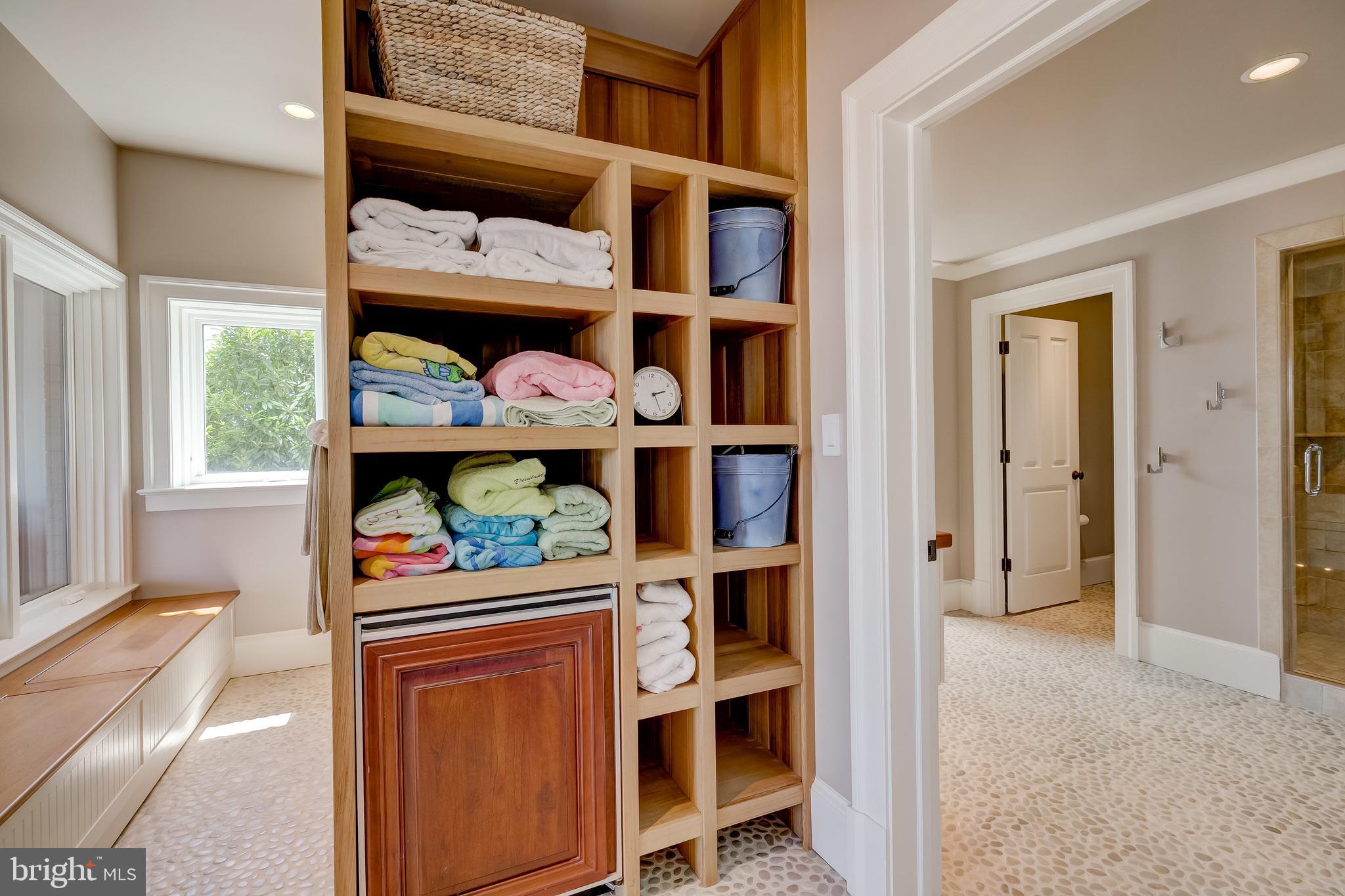 THE DOWNS - Residential