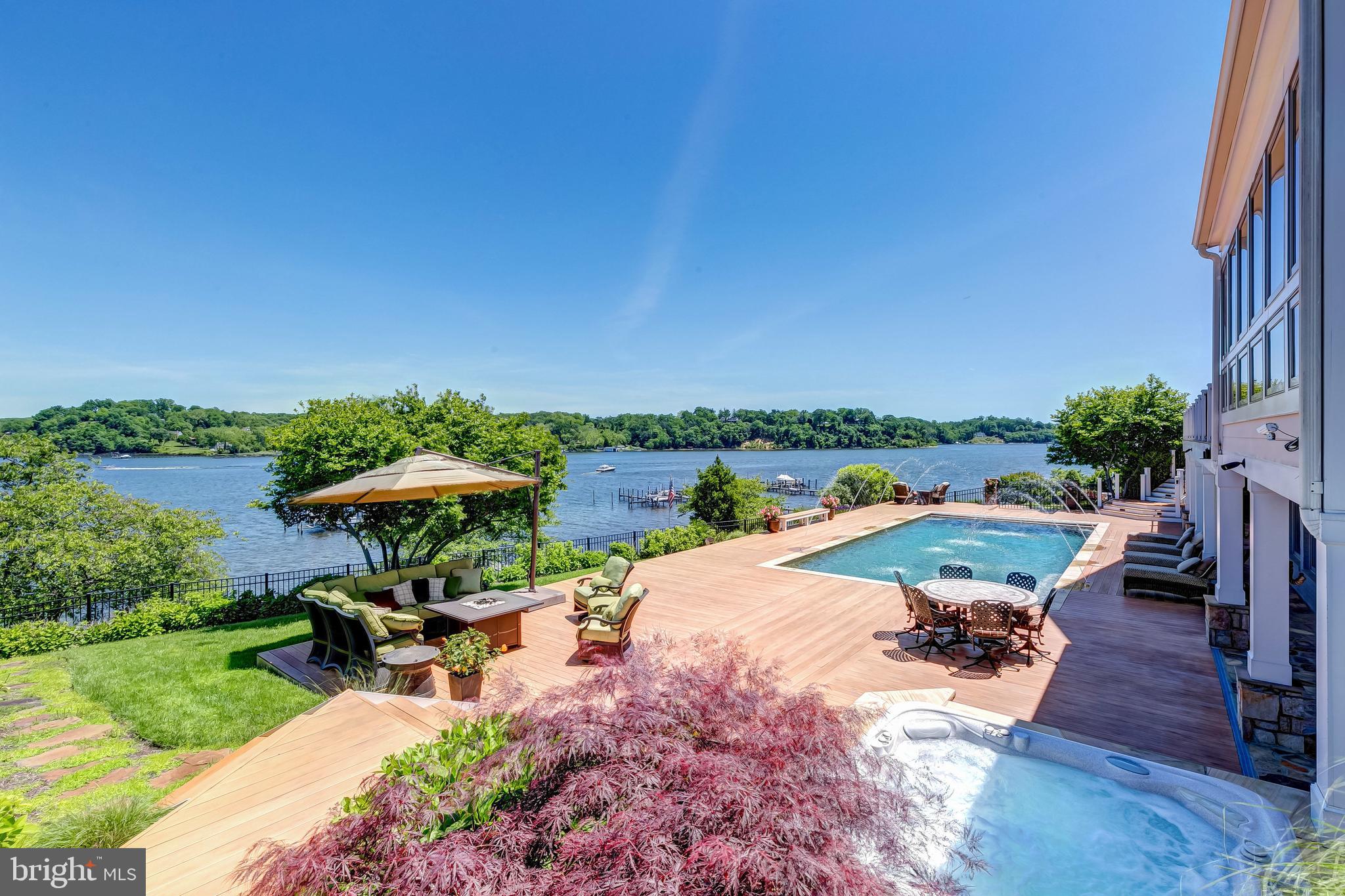 THE DOWNS - Residential