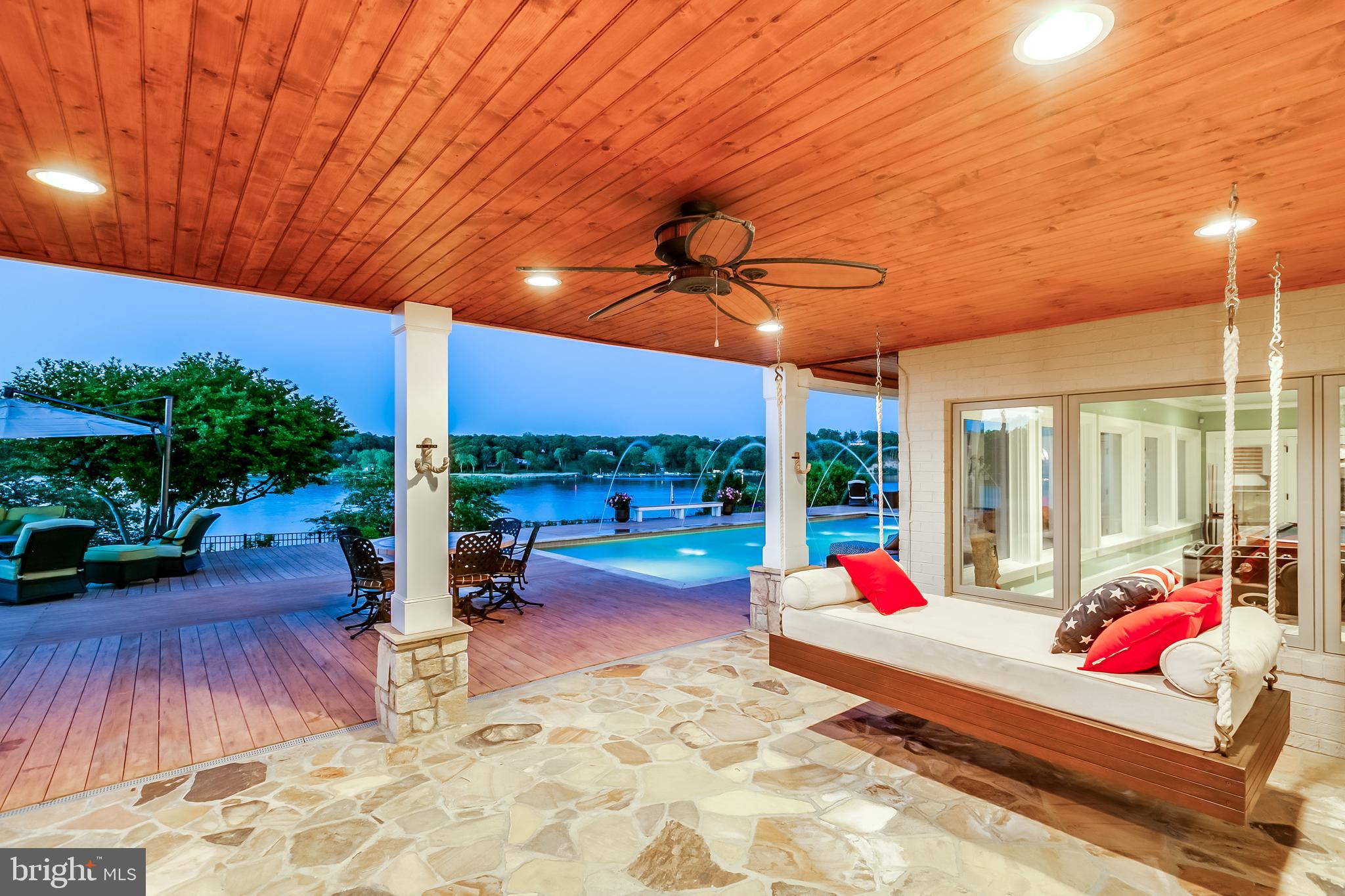 THE DOWNS - Residential