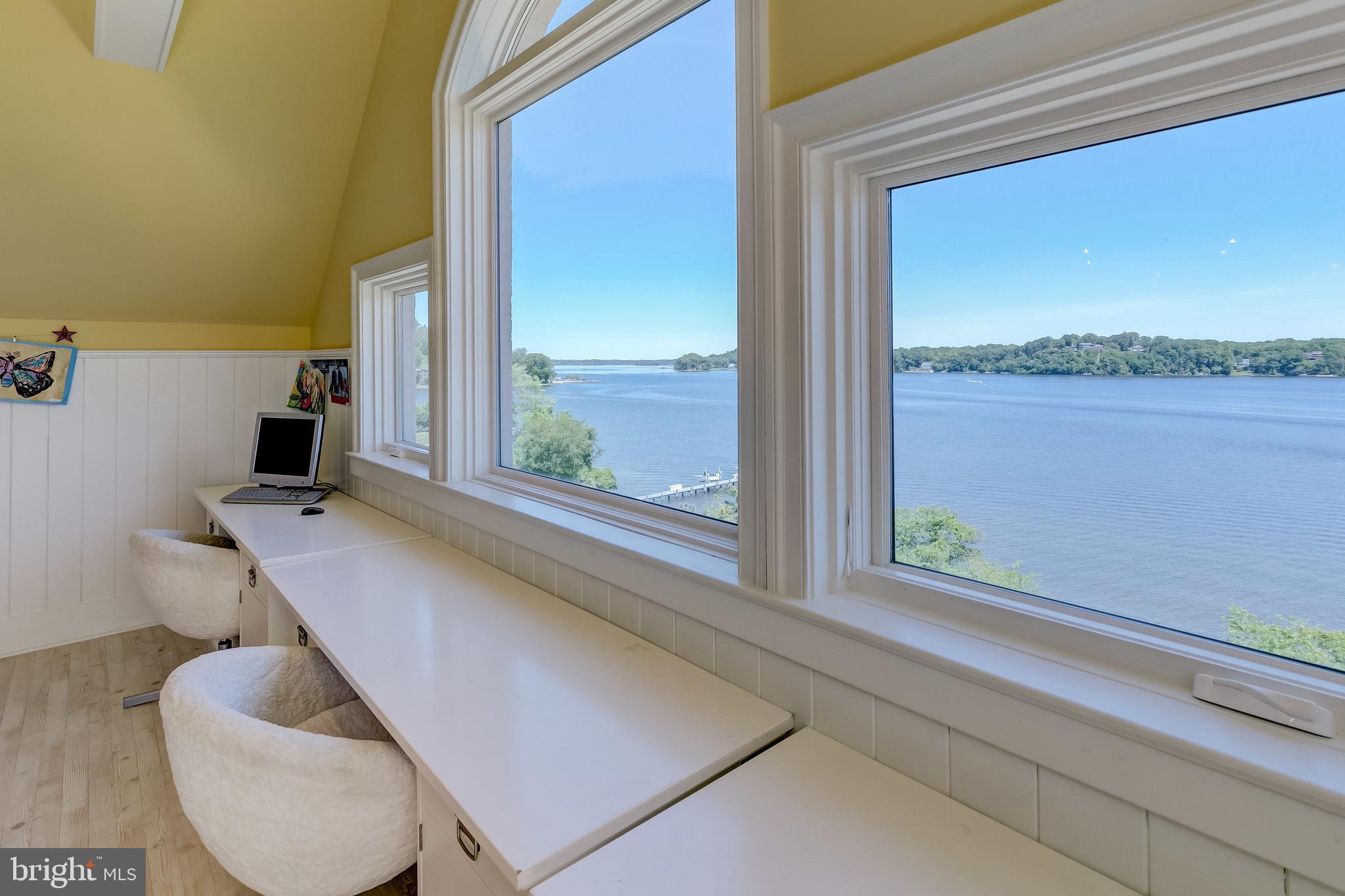 THE DOWNS - Residential