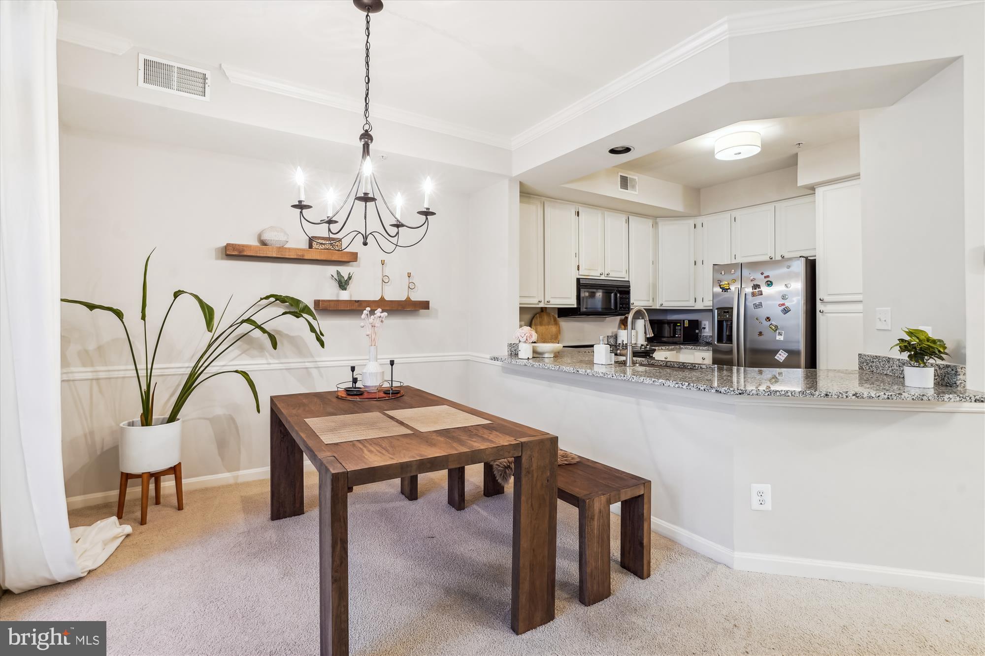 1334 GARDEN WALL CIRCLE 410