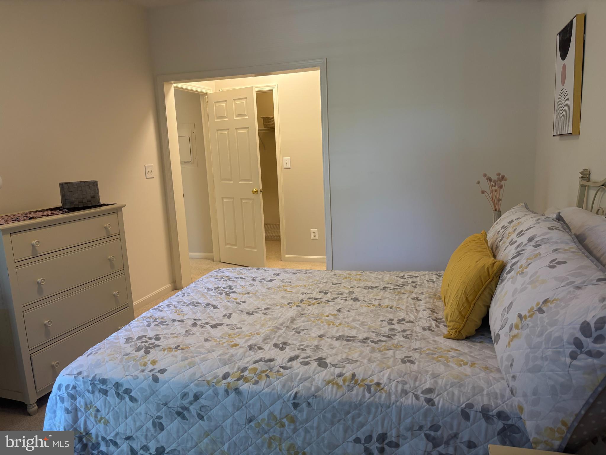 BALDWIN GROVE - Residential