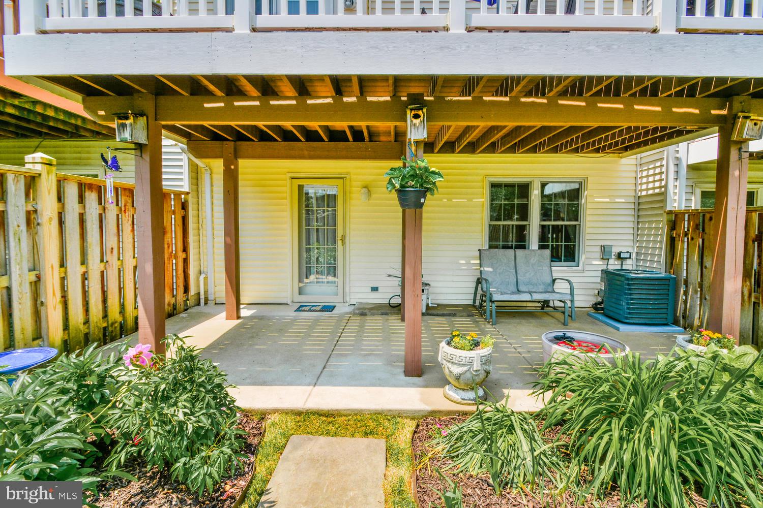 RUSSETT - Residential