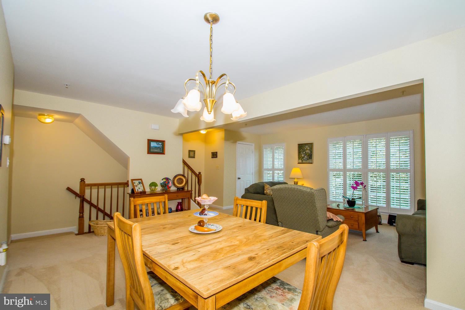 RUSSETT - Residential