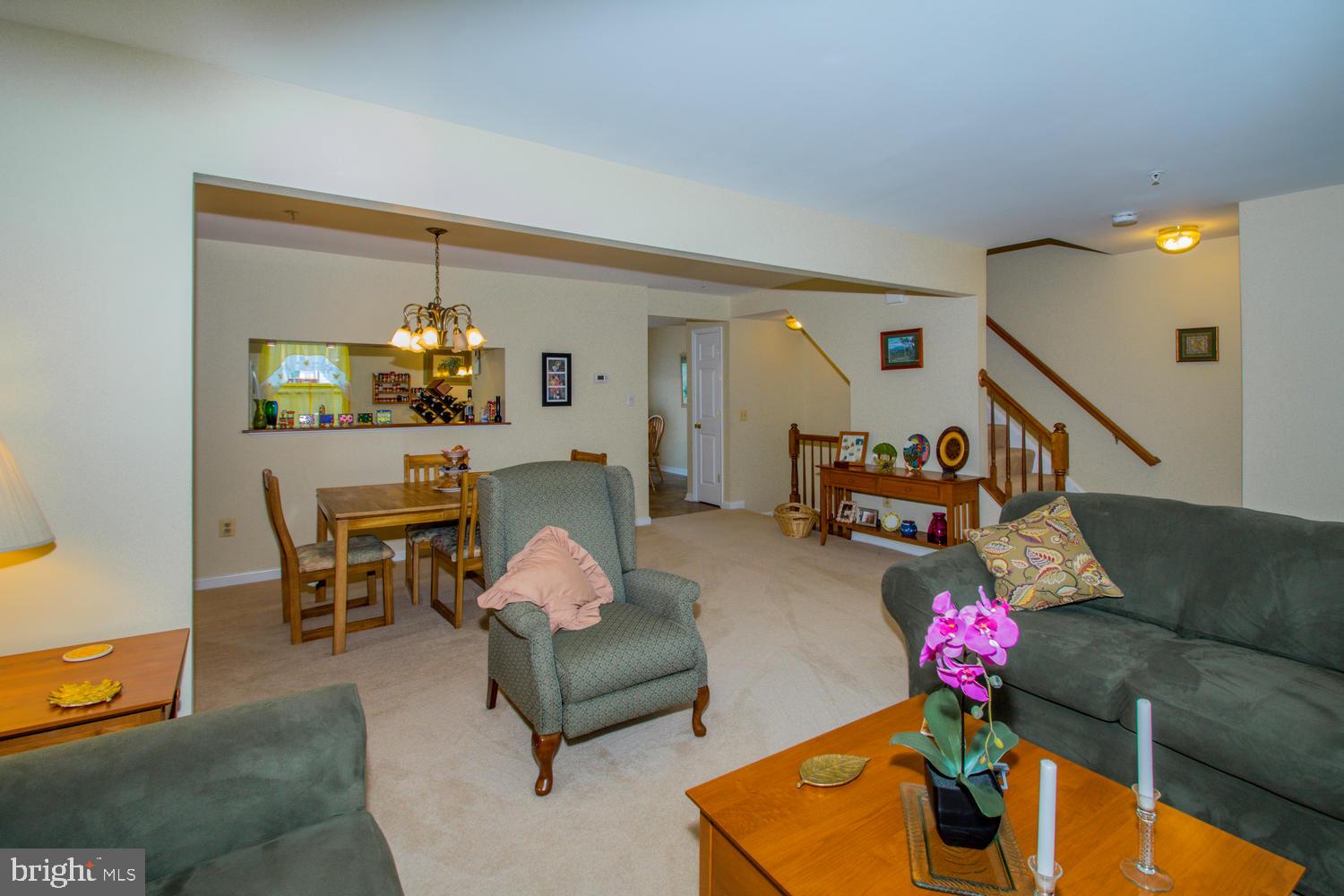 RUSSETT - Residential