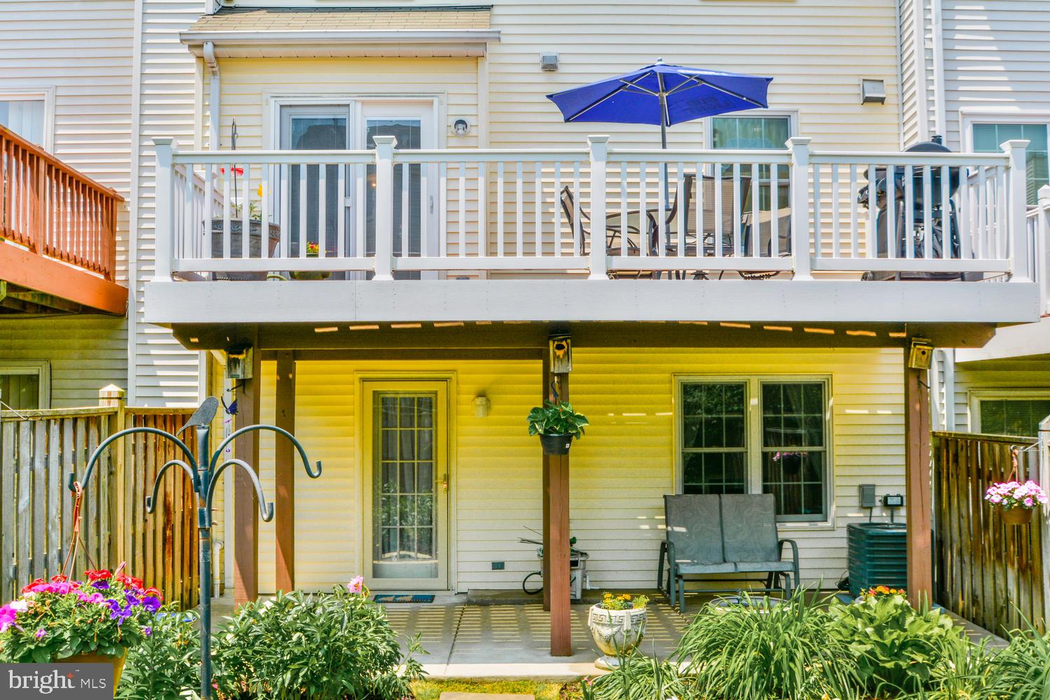 RUSSETT - Residential