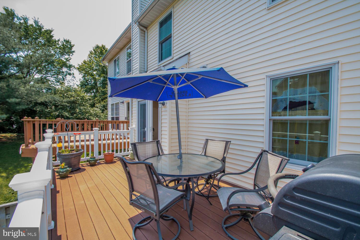 RUSSETT - Residential