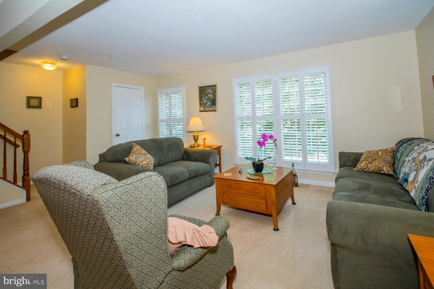 RUSSETT - Residential