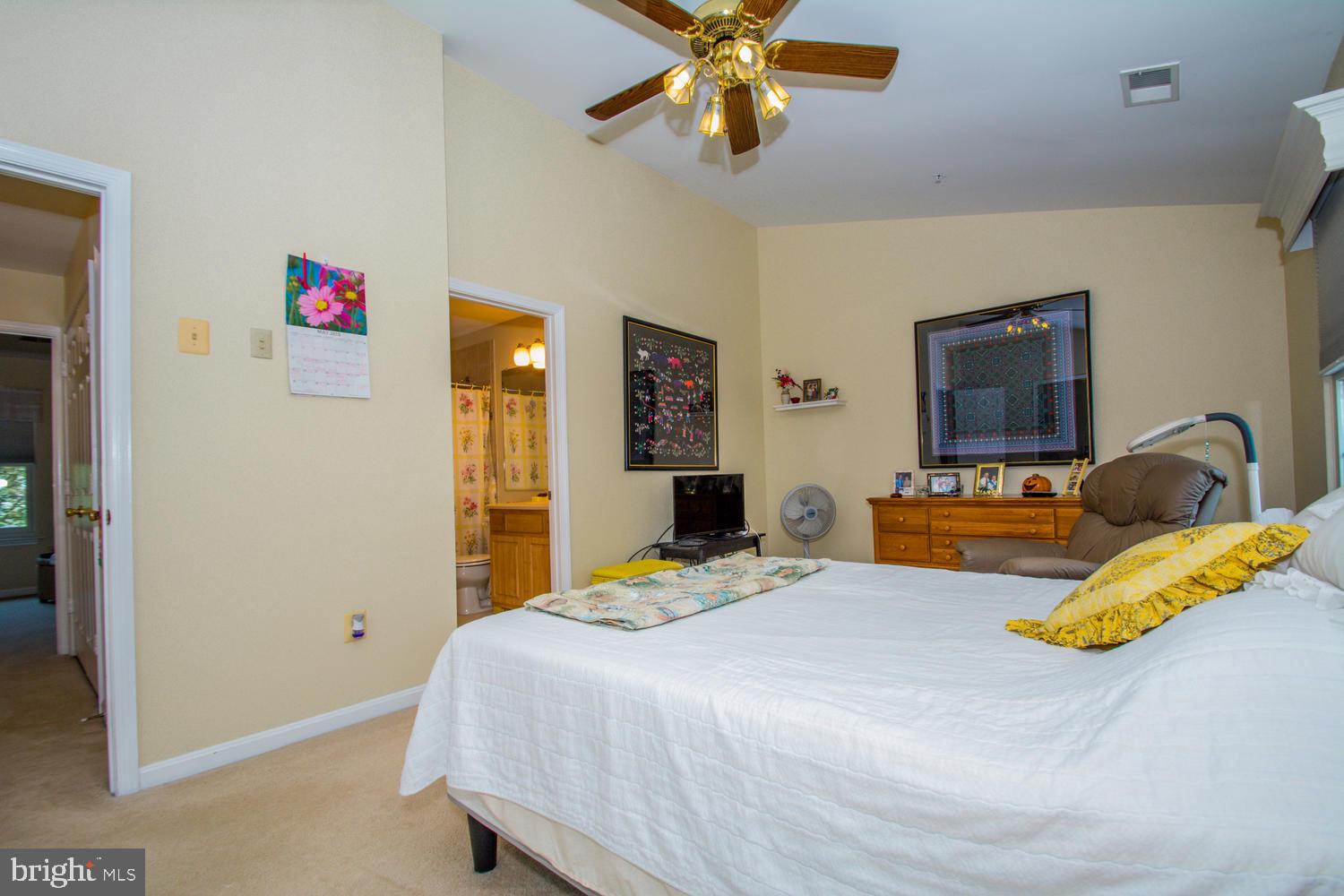 RUSSETT - Residential