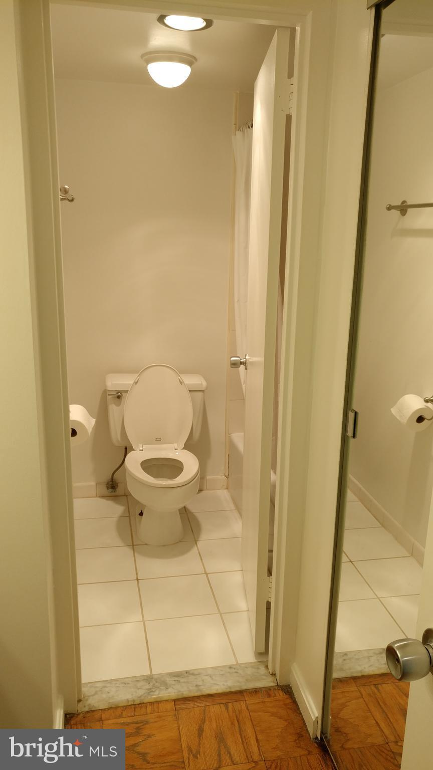 WILLOUGHBY OF CHEVY CHASE - Residential Lease