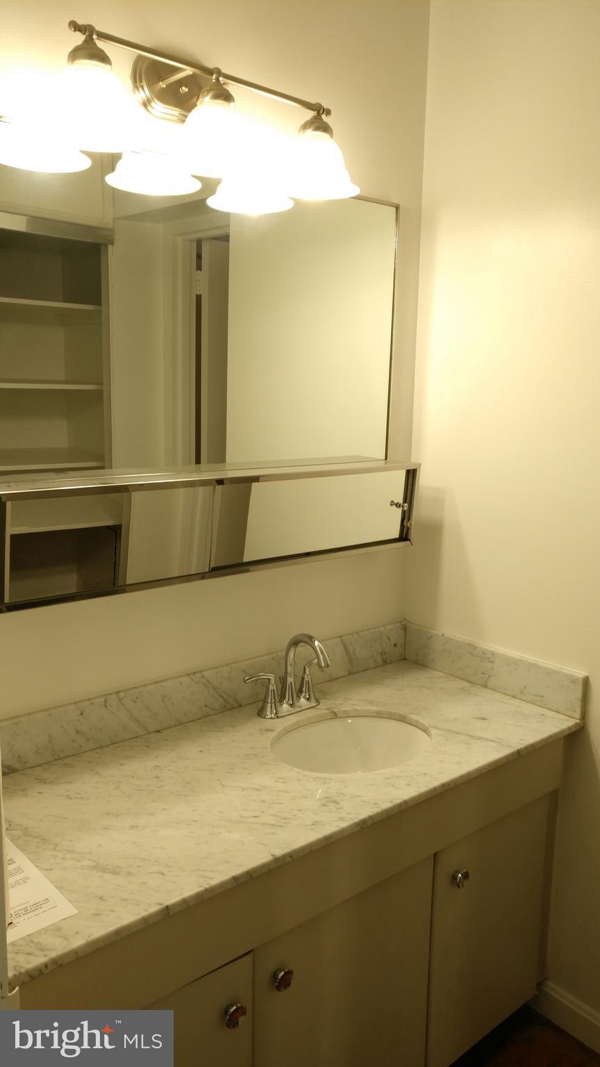 WILLOUGHBY OF CHEVY CHASE - Residential Lease