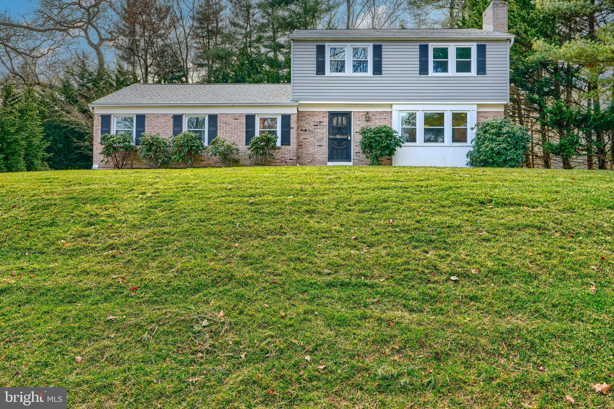 COLONIAL ACRES - Residential