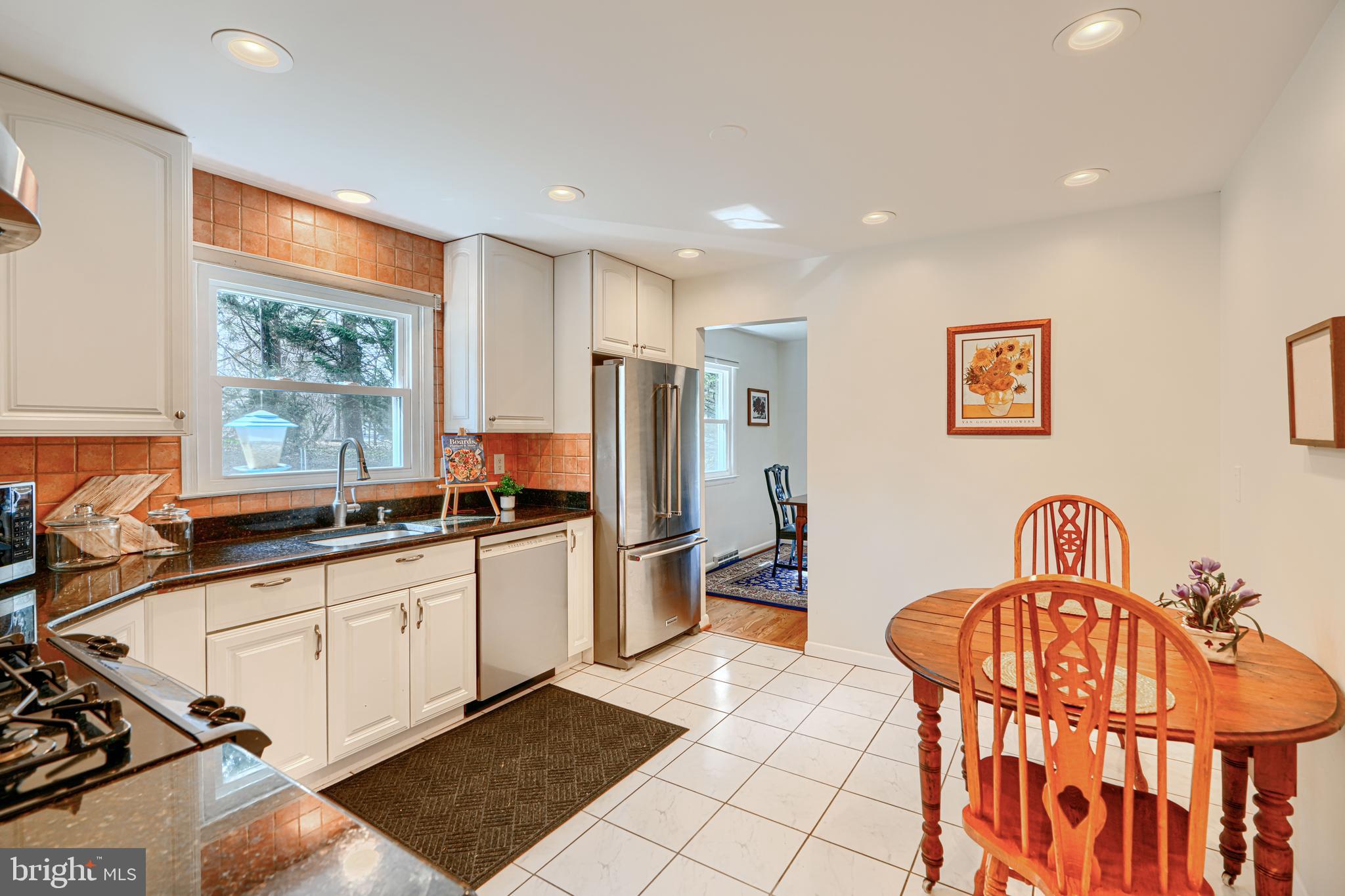 COLONIAL ACRES - Residential