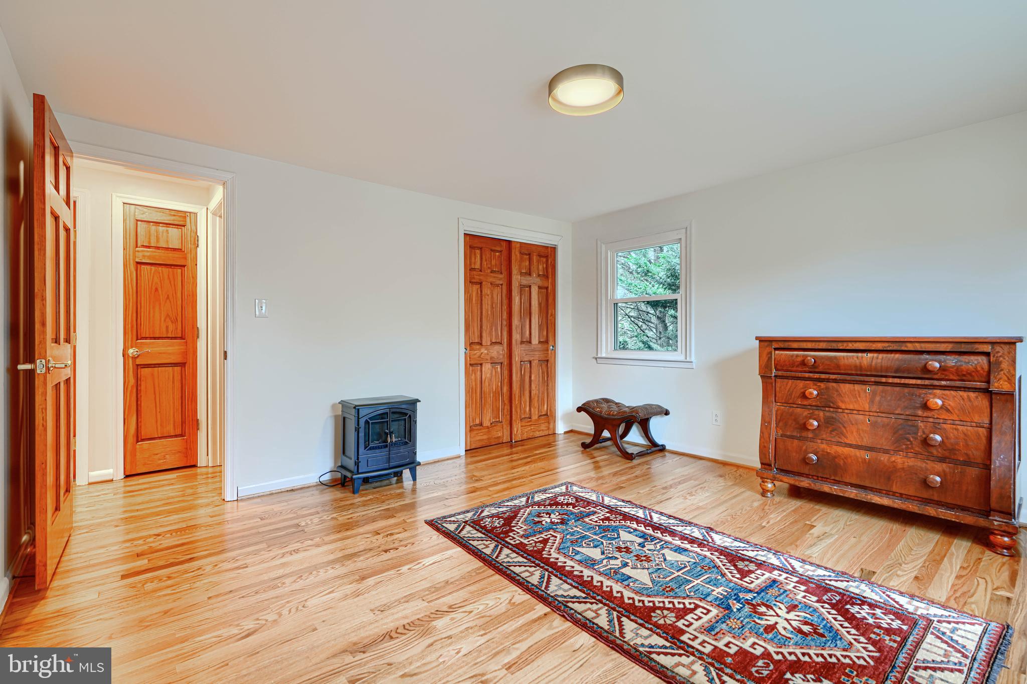 COLONIAL ACRES - Residential