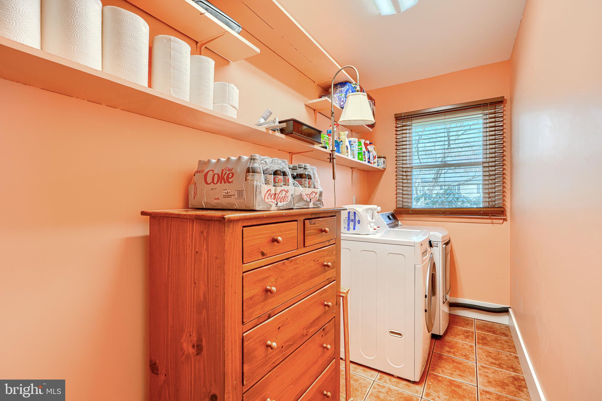 COLONIAL ACRES - Residential